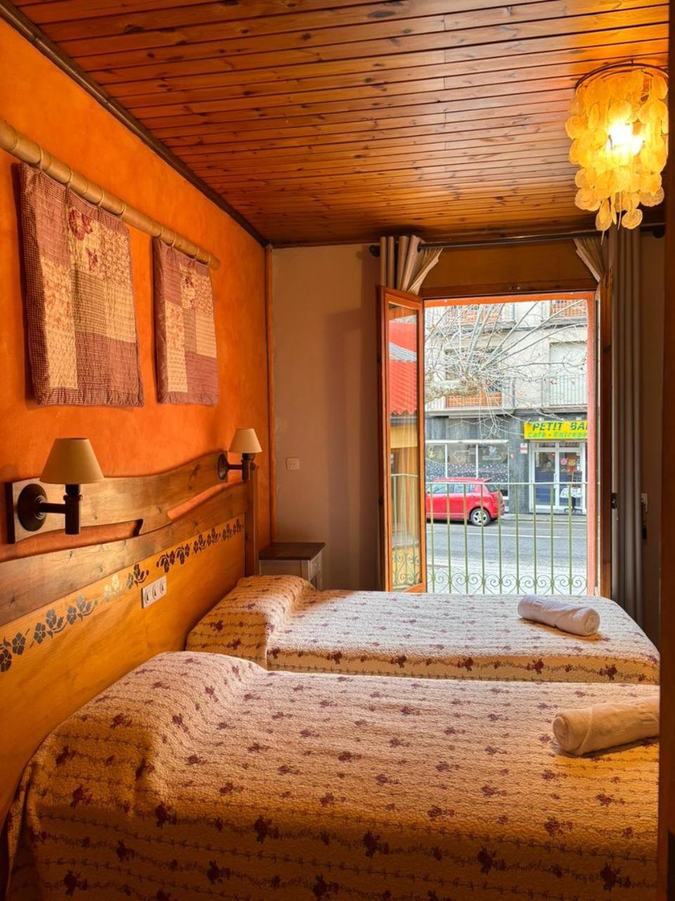 Hotel Prats Ribes De Freser Exterior photo